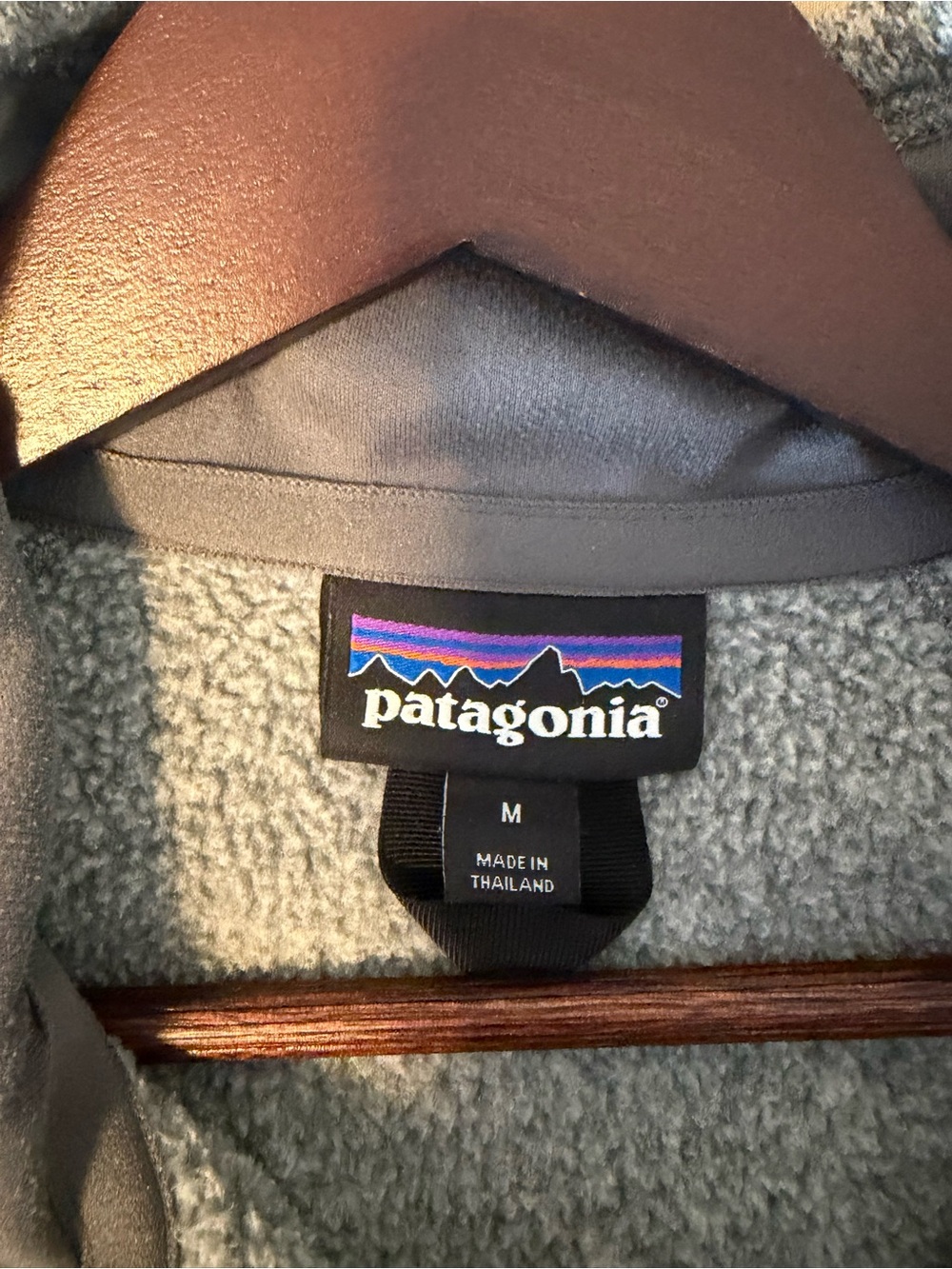 Men’s Patagonia - Picture 3 of 3
